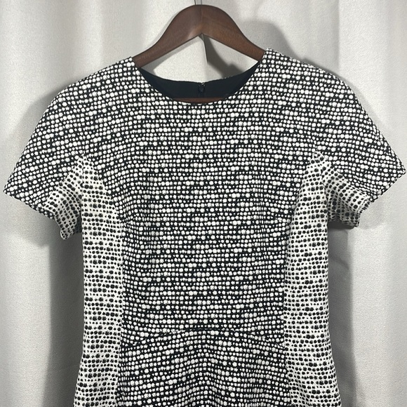 Banana Republic white and black  A-Line Mini Dress Crew Neck Short Sleeve - Picture 2 of 5